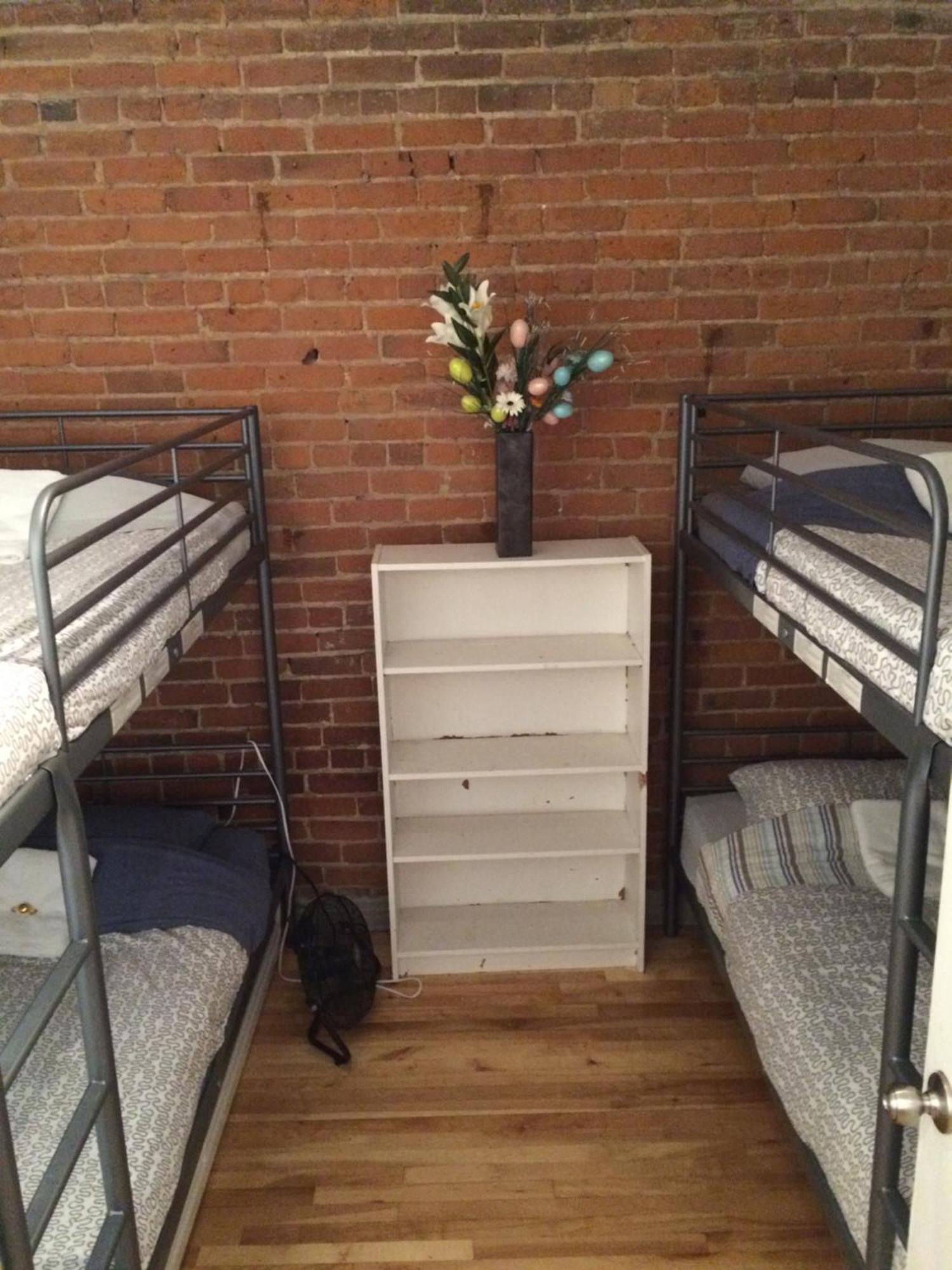 Auberge Pvt Hostel Монреал Екстериор снимка